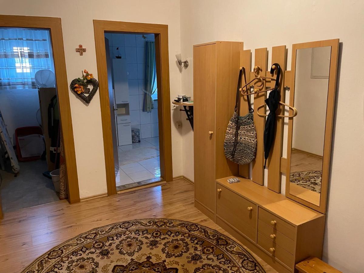 Schoene Ferienwohnung In Bahnhofsnaehe Fuer Urlaub, Studium Oder Arbeit 德根多夫 外观 照片