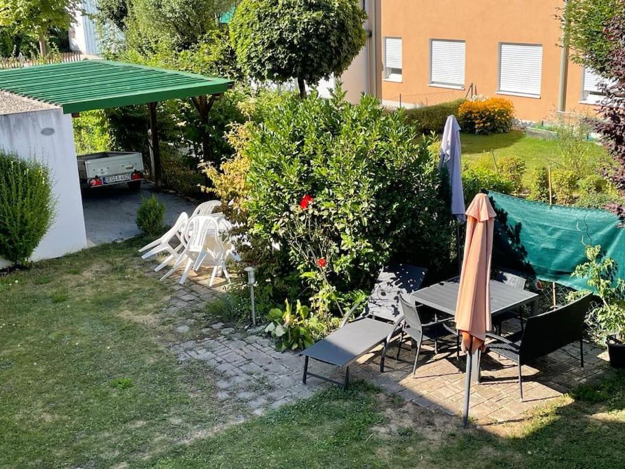 Schoene Ferienwohnung In Bahnhofsnaehe Fuer Urlaub, Studium Oder Arbeit 德根多夫 外观 照片