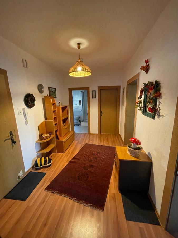 Schoene Ferienwohnung In Bahnhofsnaehe Fuer Urlaub, Studium Oder Arbeit 德根多夫 外观 照片