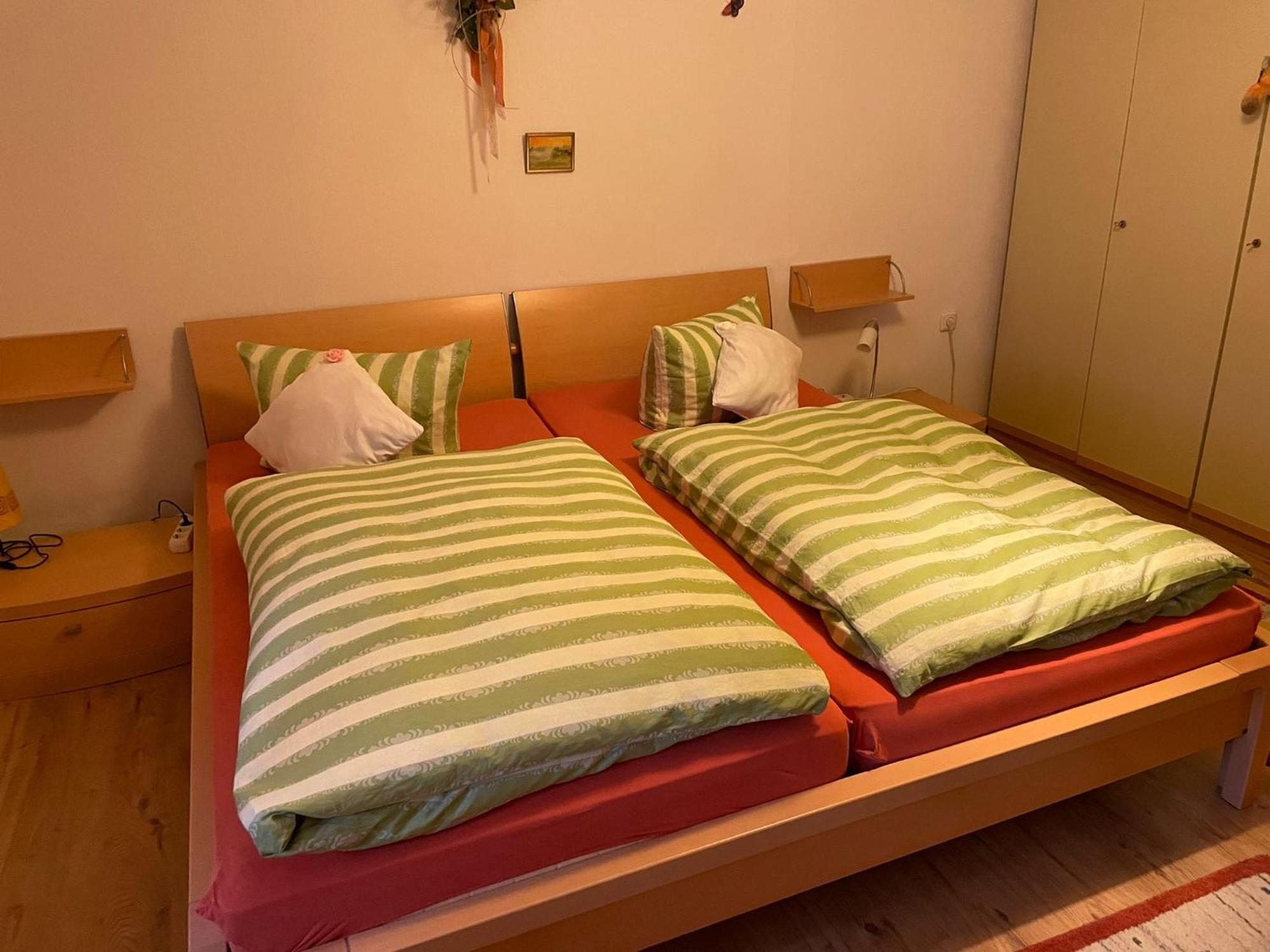 Schoene Ferienwohnung In Bahnhofsnaehe Fuer Urlaub, Studium Oder Arbeit 德根多夫 外观 照片