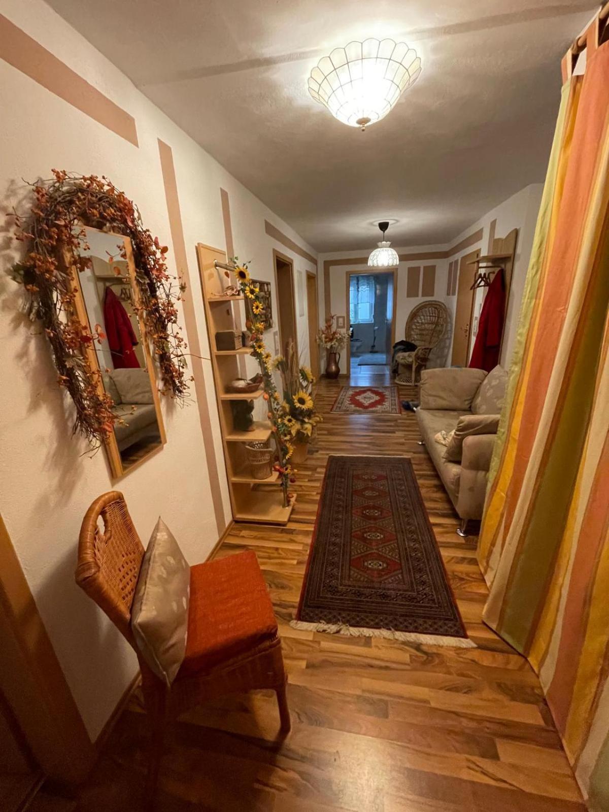 Schoene Ferienwohnung In Bahnhofsnaehe Fuer Urlaub, Studium Oder Arbeit 德根多夫 外观 照片