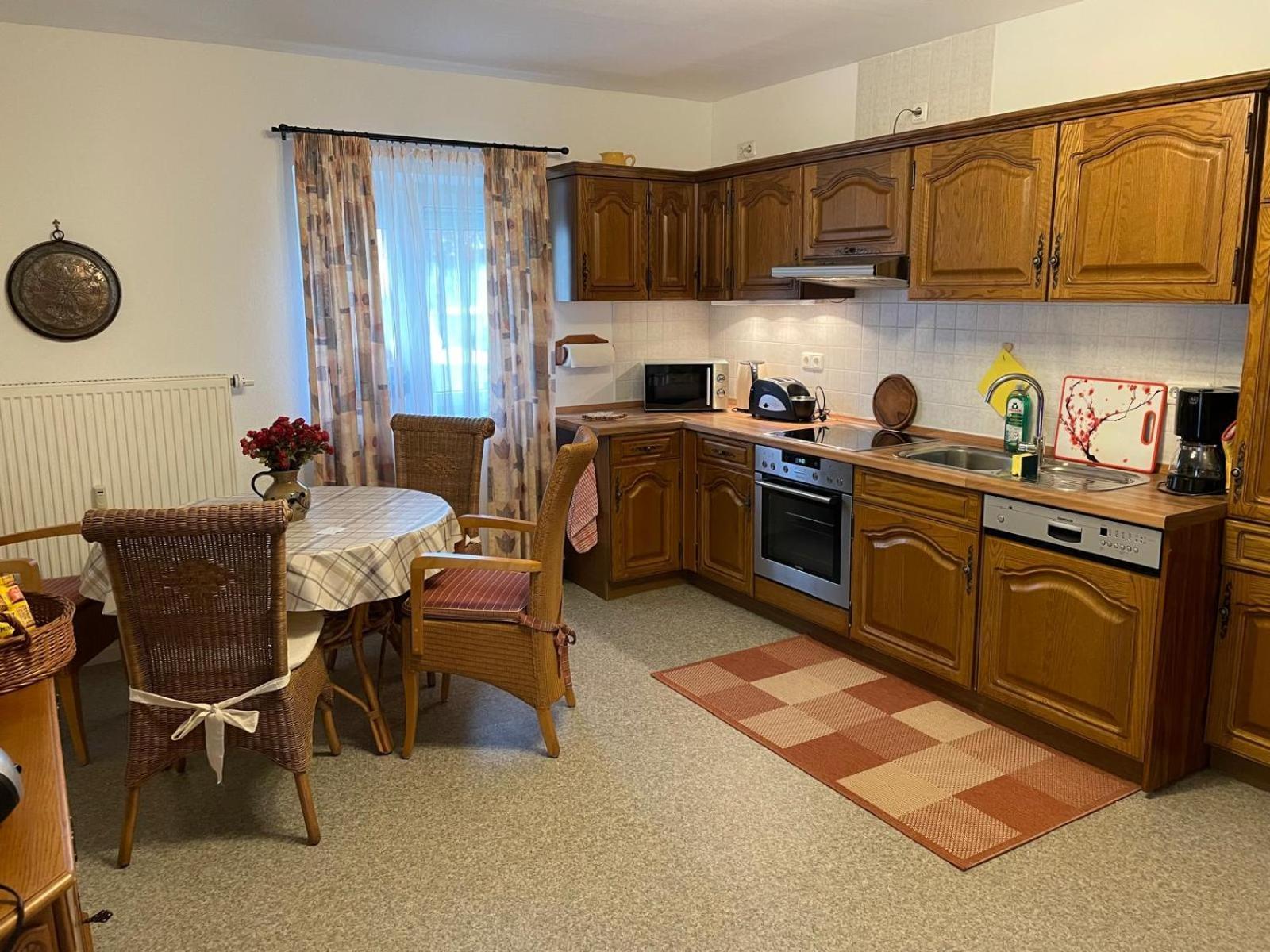 Schoene Ferienwohnung In Bahnhofsnaehe Fuer Urlaub, Studium Oder Arbeit 德根多夫 外观 照片